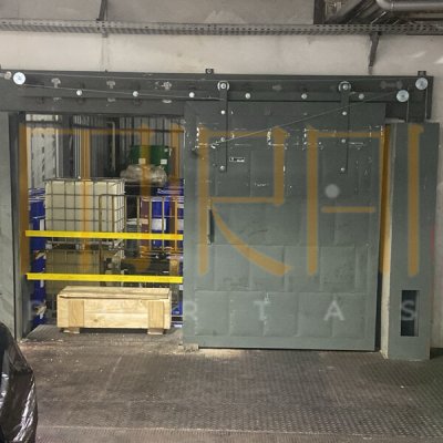 Porta corta fogo industrial em São Domingos